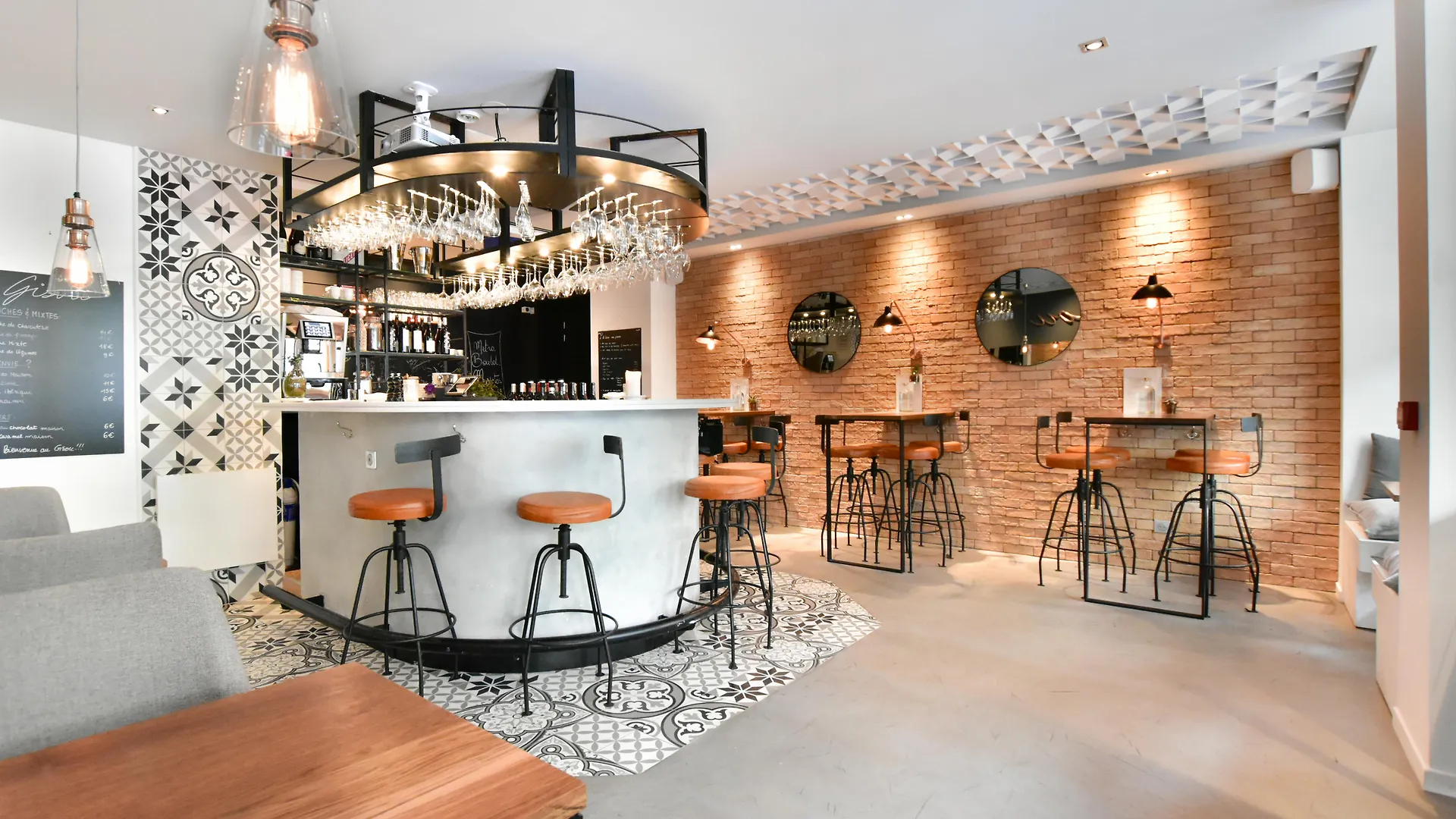29 Lepic Paris