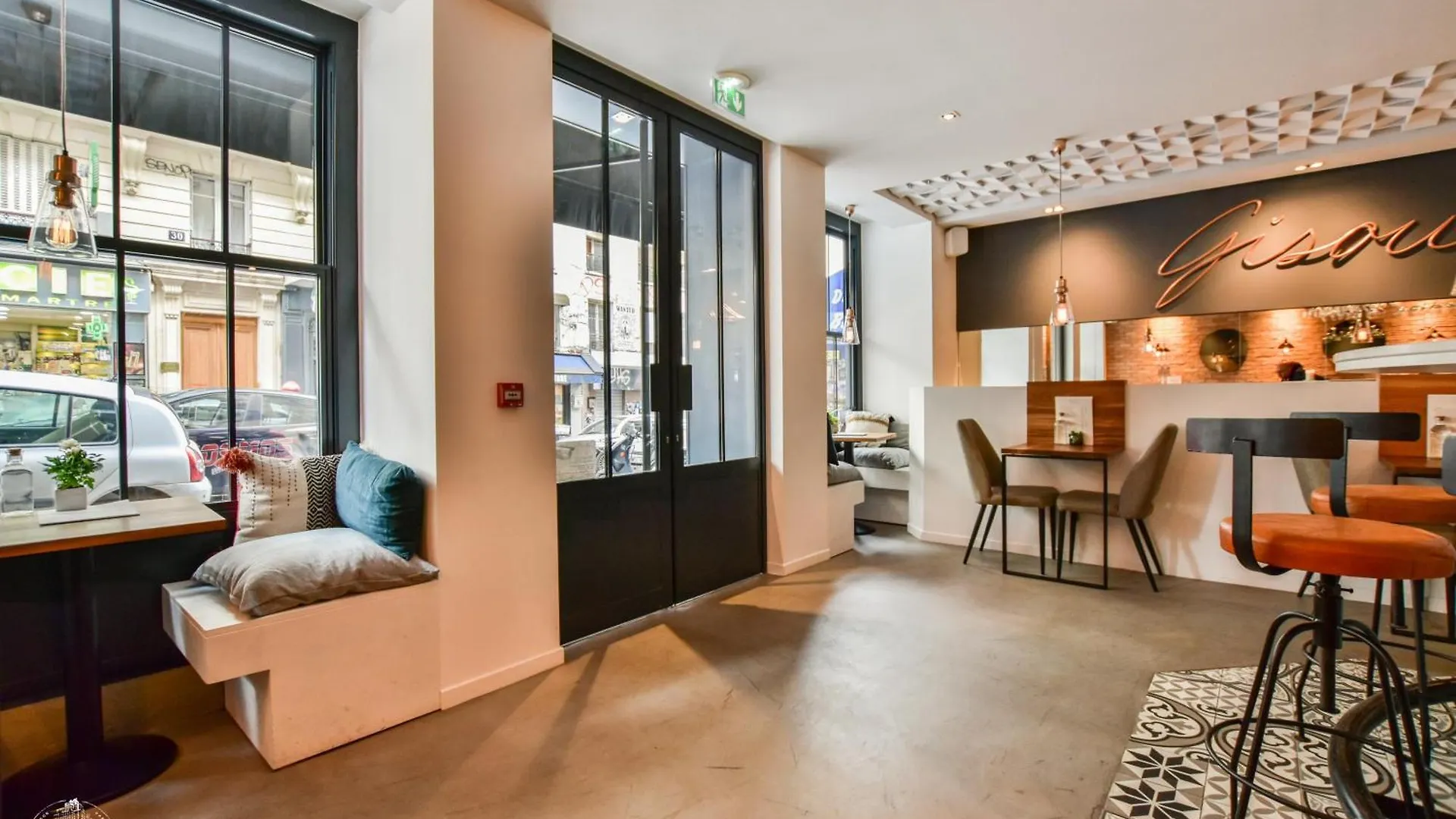 29 Lepic Paris